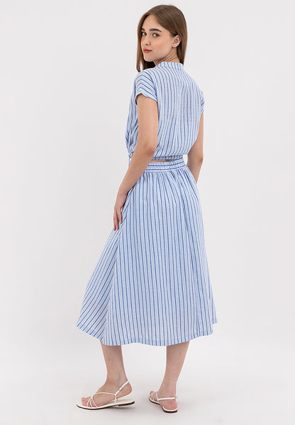 Chic and Casual Two-pieces Buttoned Placket Tie Hem Top and Gathered Waistband Skirt