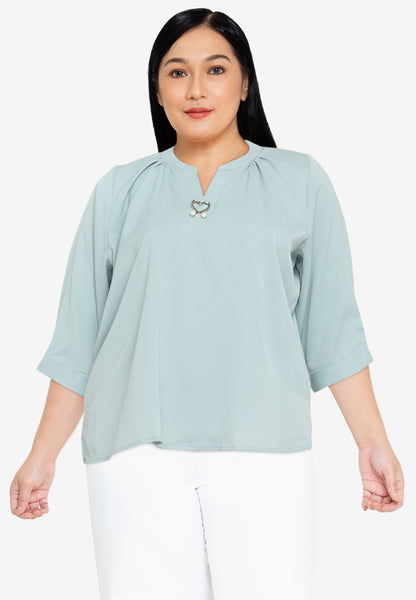 Divina Plus Size V-Neck Detachable Brooch Pin Blouse Top