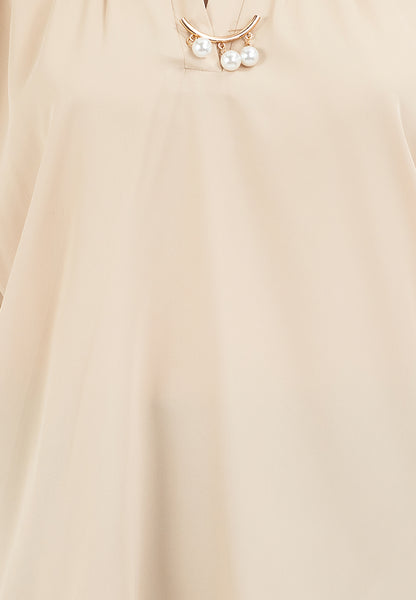 Divina Plus Size V-Neck Detachable Brooch Pin Blouse Top