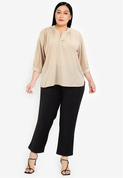 Divina Plus Size V-Neck Detachable Brooch Pin Blouse Top