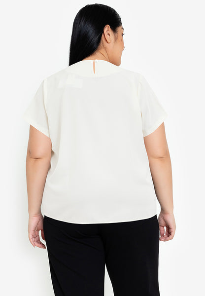 Divina Collared V-Neck with Detail Necklace Blouse Top