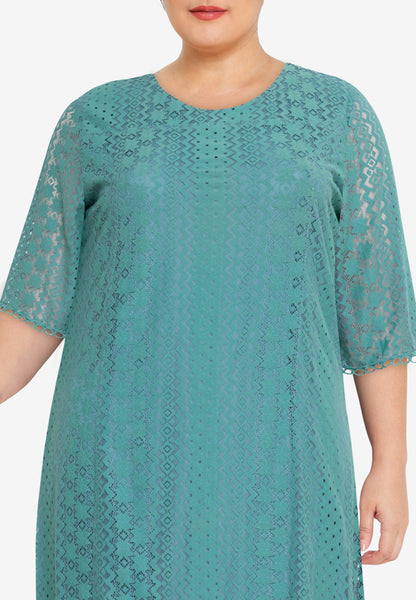 Plus Size Premium Lace Long Sleeve Formal Dress