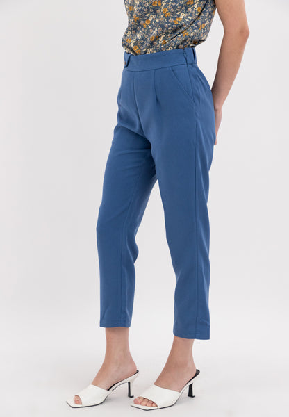 Straight Leg Cut Pants with Two Functional Side Pockets