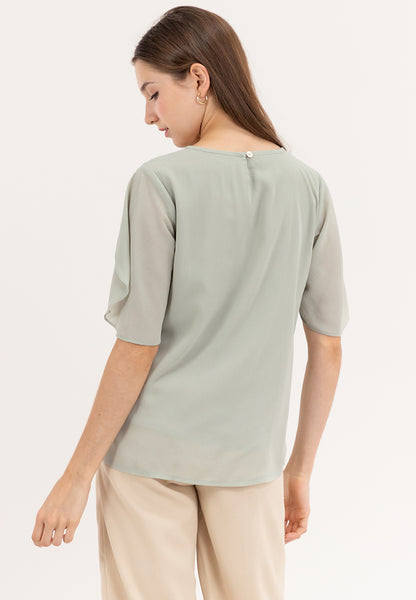 Krizia Overlap Sleeve Flowy Blouse With Necklace