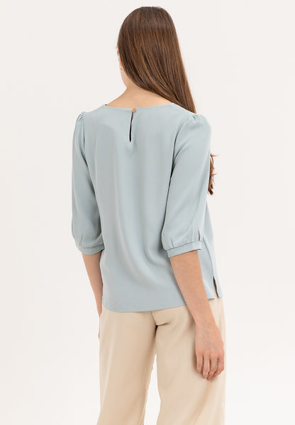 Krizia Front Pleats 3/4 Long Sleeve Blouse With Necklace