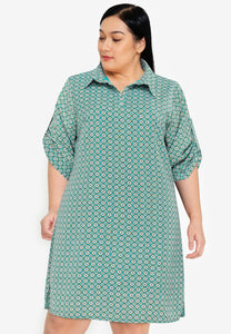 Divina Plus Size Collared 3/4 Sleeve Shift Dress